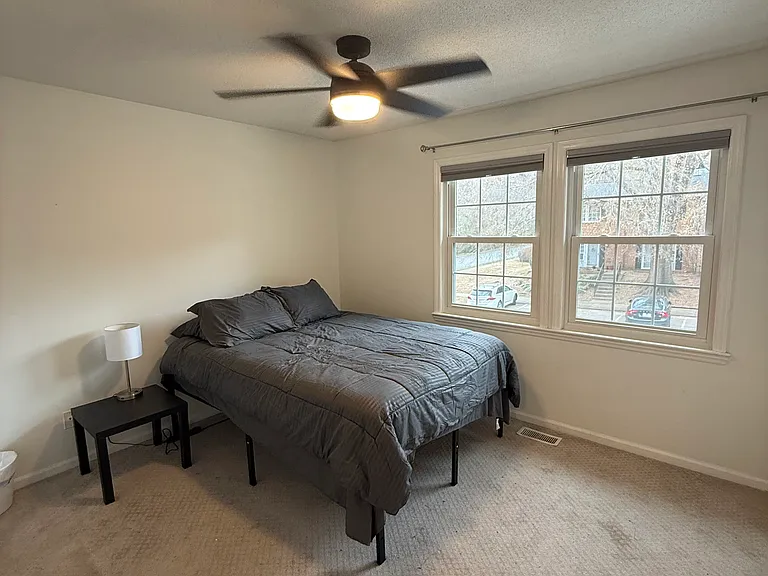 104 Friar Ln — Photo 18