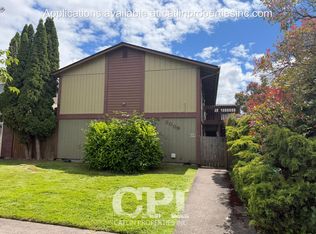 3009 Dover St APT 3, Longview, WA 98632