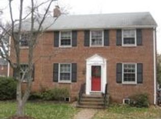 2805 N Somerset St, Arlington, VA 22213
