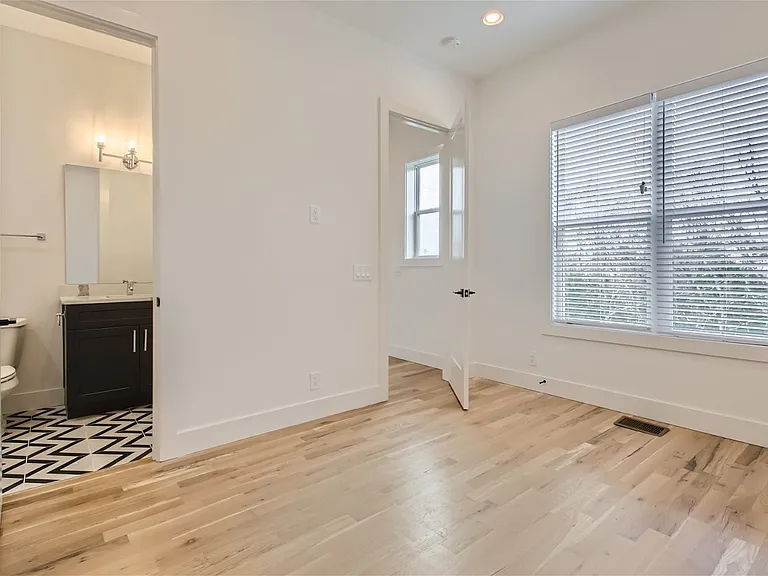 3rd floor- Bedroom