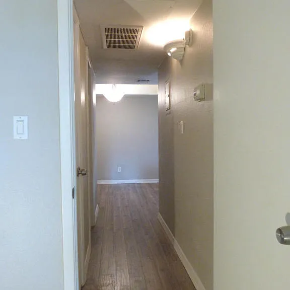 3131 W Cochise Dr #207 — Photo 7