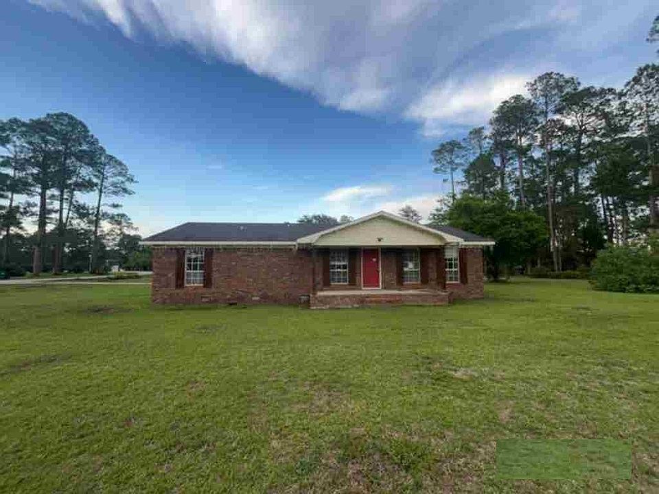 1st image of 4770 Danie Rd