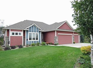 11420 Circle Ridge Ct, Faribault, MN 55021