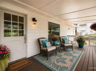 270 Parkmont Ct, Roswell, GA 30076