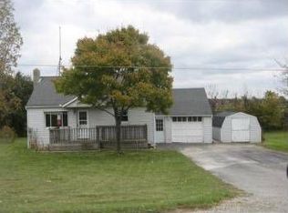 678 N Van Dyke Rd, Imlay City, MI 48444