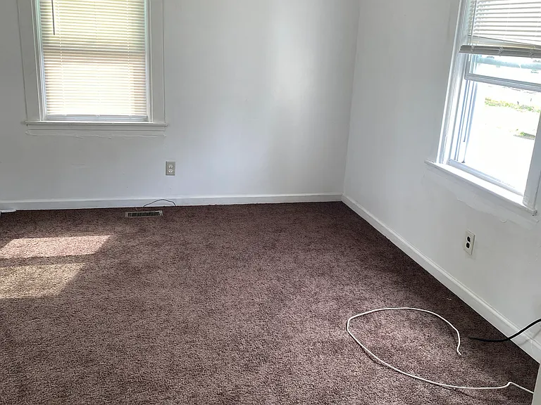 1200 Thomas St — Photo 11