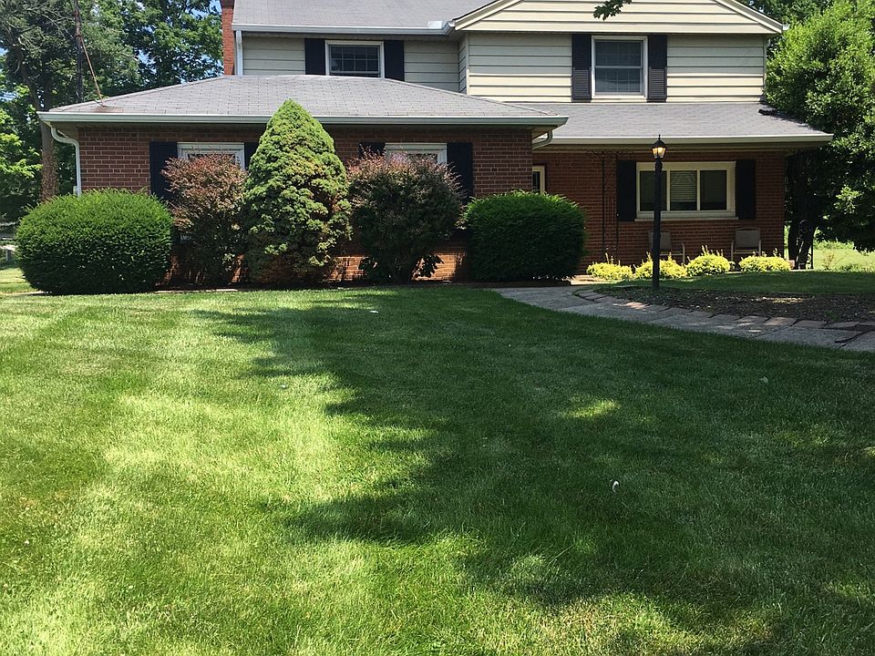 1st image of 7400 Glenover Dr