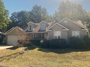 1802 Redbud Dr, Joplin, MO 64801