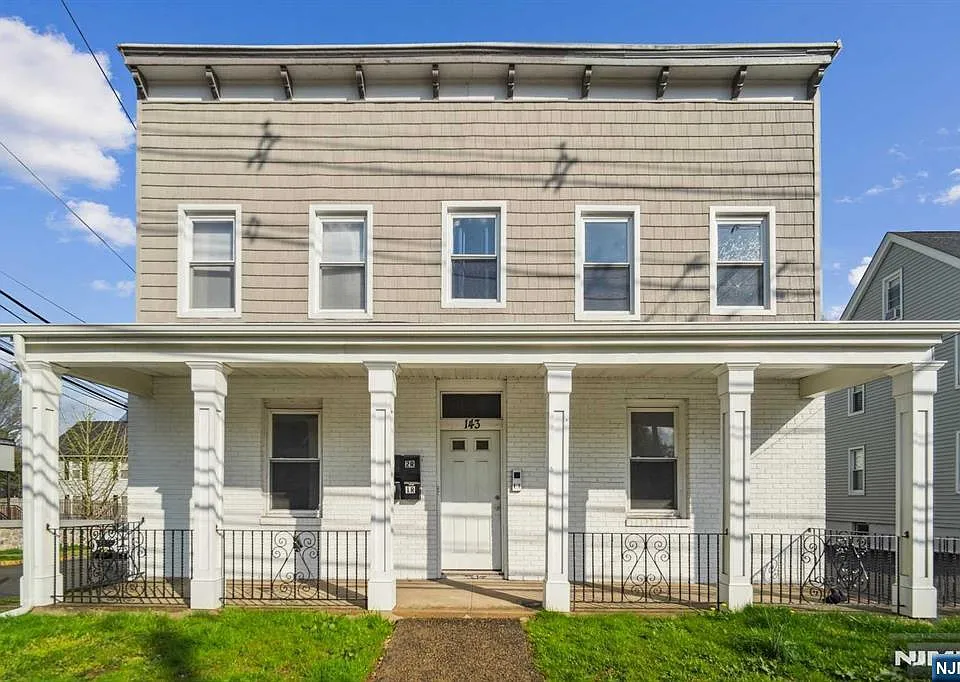 143 Valley Rd