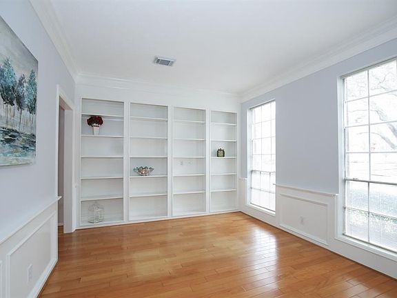 4th image of 4107 Frost Lake Ct
