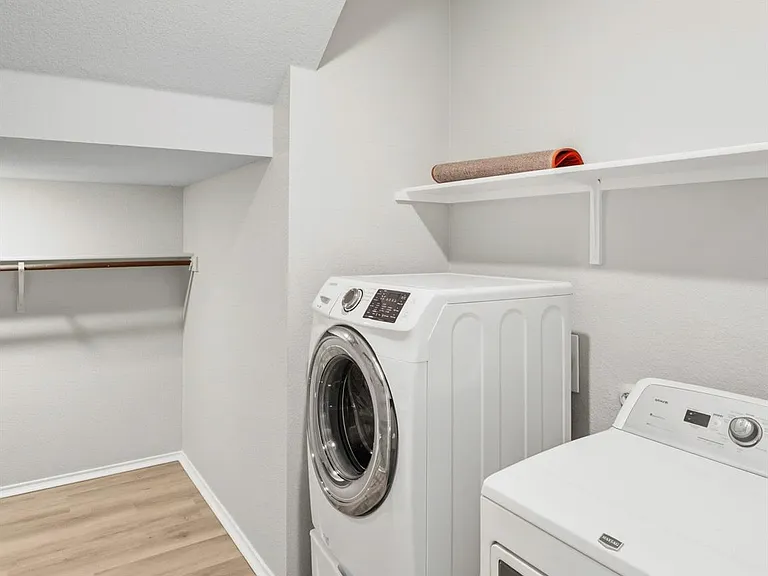 5912 Berriweather Dr — Photo 18