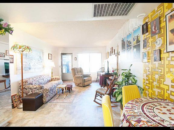 5th image of 64275 Spyglass Ave Unit 53