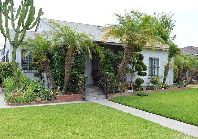 Front view of: 10518 Richlee Ave South Gate