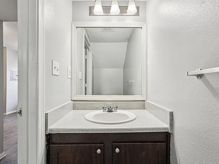 Pointe South Townhomes — Photo 12