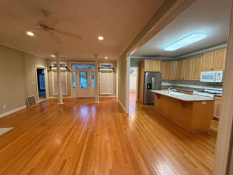2208 Anchoridge Ave — Photo 24