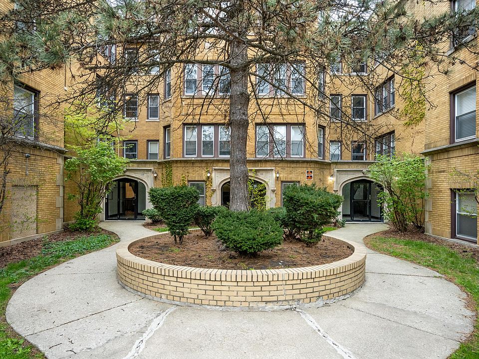 Property Courtyard