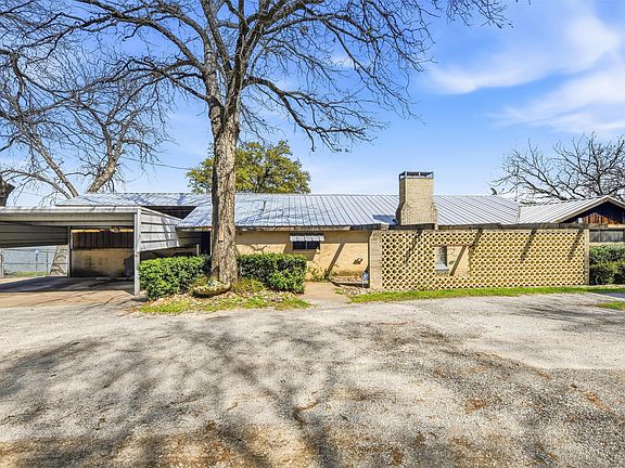 4th image of 2404 Indian Cove St