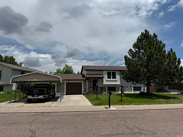 Cooke Dr — Photo 12