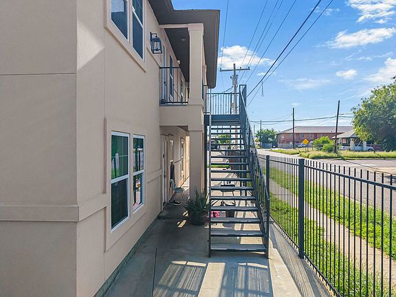 5th image of 3301 S Louisiana Ave