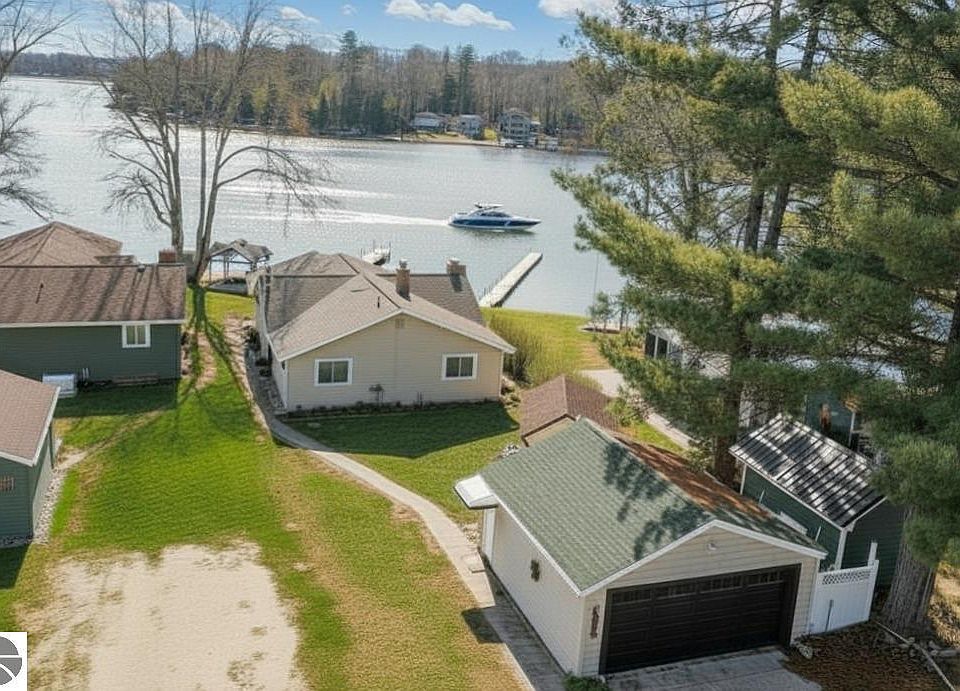 1st image of 11412 S Shore Dr