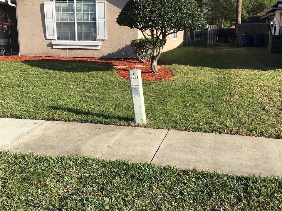 2nd image of 8229 Provincial Cir S #11