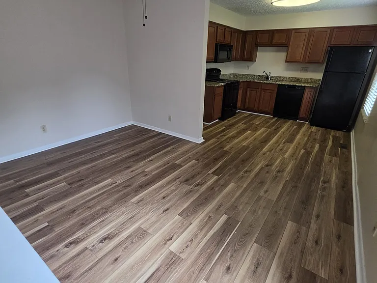 dining room/kitchen