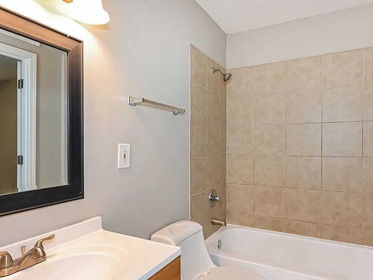 3592 Riverchase Dr — Photo 12
