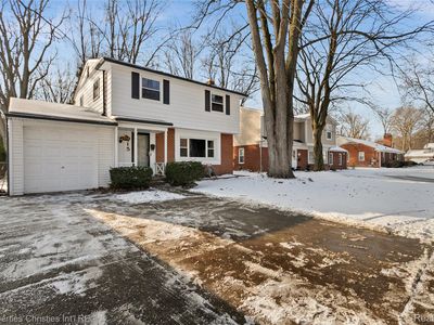 615 W Thirteen Mile Rd, Royal Oak, MI, 48073