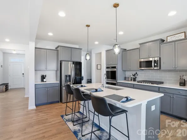 5043 Baileys Run Dr, Rock Hill, SC 29732