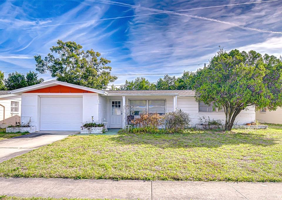 1st image of 2128 Shannon Dr