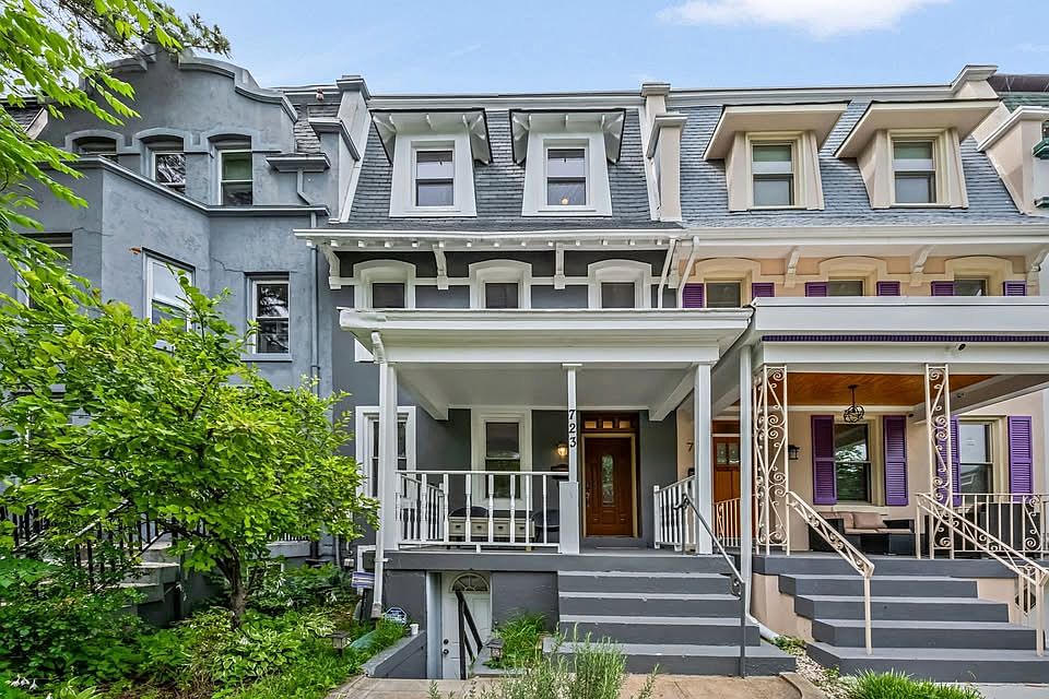 1st image of 723 Quebec Pl NW