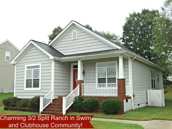 209 McCarthy Dr, Clayton, NC 27527