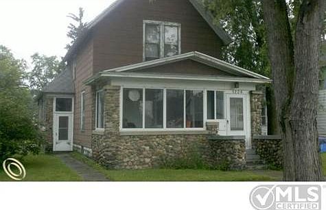 1st image of 1226 Gillett St