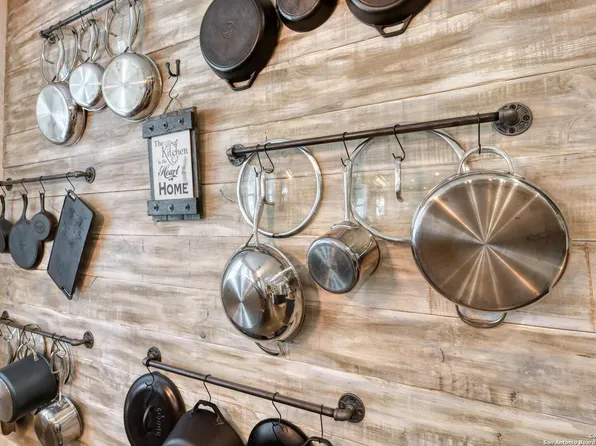 1531 Esser Xing, New Braunfels, TX 78132