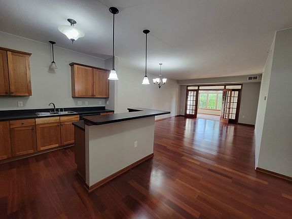 4th image of 3251 Louisiana Ave S APT 116