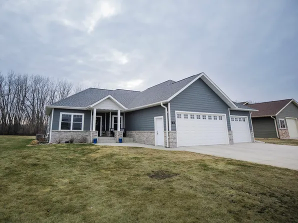7 Rileys River Rd, Morris, MN 56267