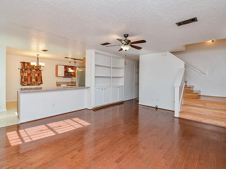 13837 Purplemartin St — Photo 15