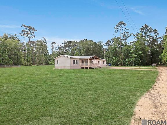 3rd image of 30288 Pine Alley Rd