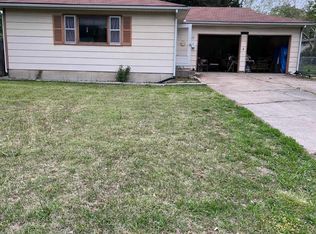 1337 Trailridge Rd, Emporia, KS 66801