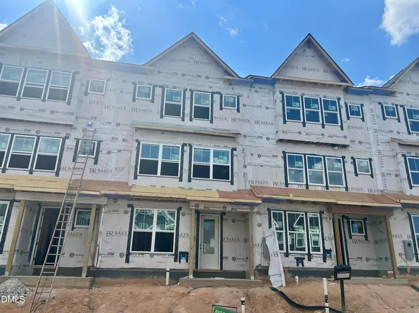 3019 White Rail Dr, Fuquay Varina, NC 27526