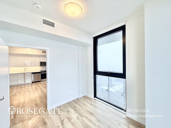 4th image of 60 Frederick St #2814