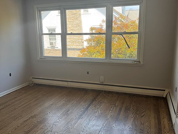 5th image of 714 Drexel Ave APT B
