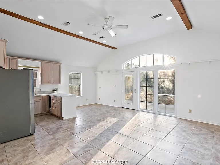 8111 S FM 2038 — Photo 23
