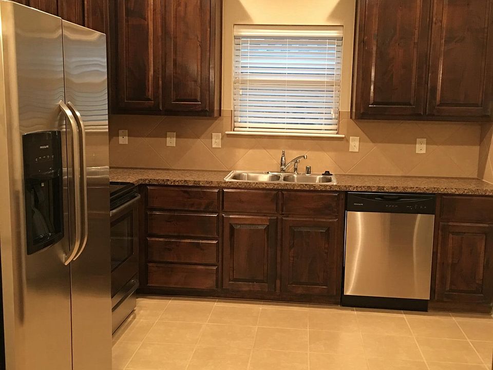 1st image of 2241 Colby Ln