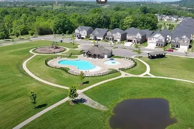 3676 Pierside Dr — Photo 4