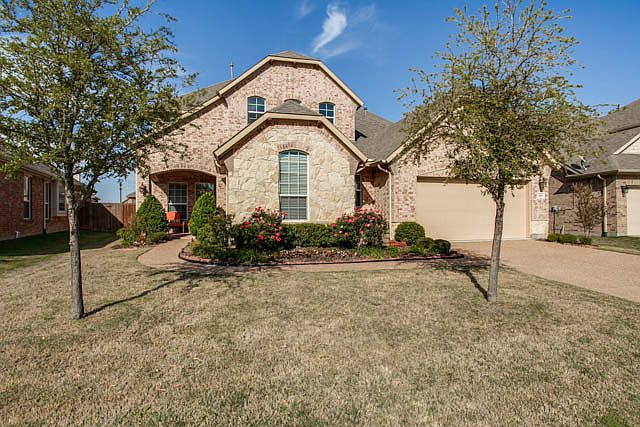 1st image of 2663 Greyhawk Dr