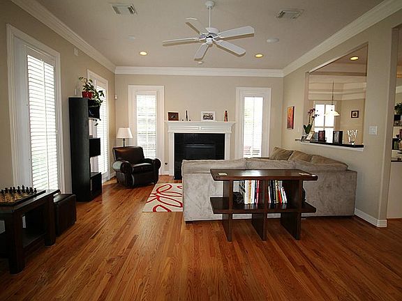 3rd image of 7518 Woodvine Place Ct