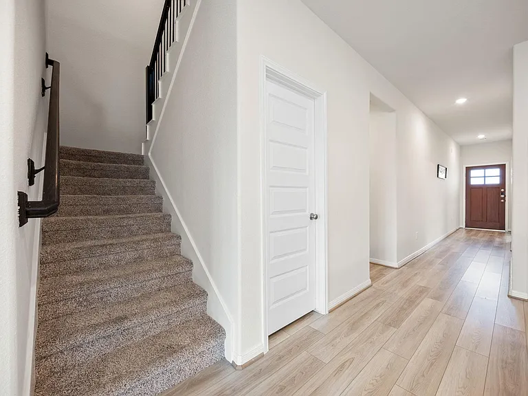 2226 Royal Ann Way — Photo 19