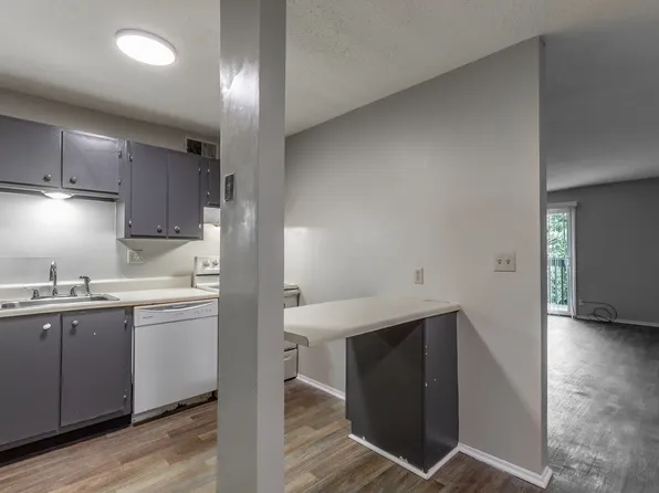 East Ridge Flats and Townhomes