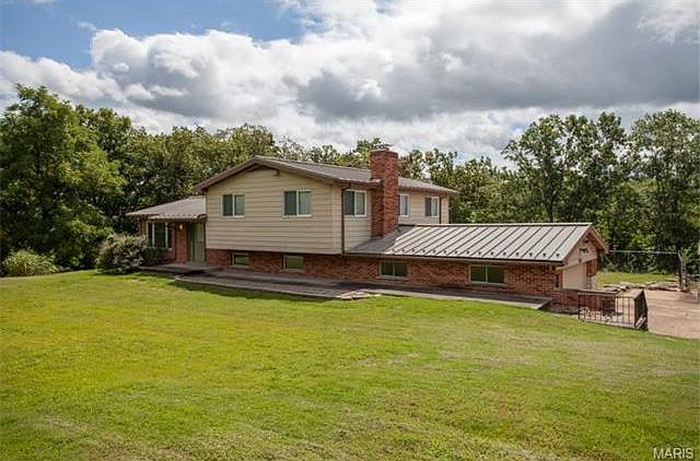 1st image of 12980 Meadow Hl